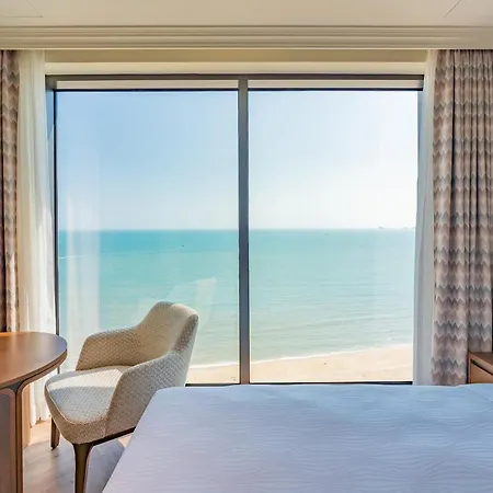 แกรนด์ โชซุน พูซาน Hotel ปูซาน ภายนอก รูปภาพ Deluxe Ocean View Room