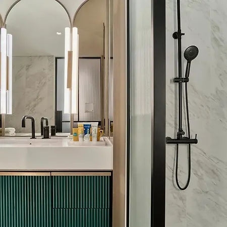 แกรนด์ โชซุน พูซาน Hotel ปูซาน ภายนอก รูปภาพ Bathroom